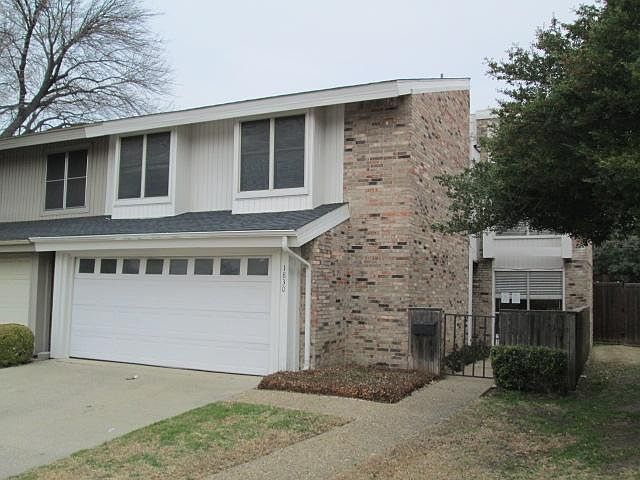 2nd image of 1830 Lakecrest Cir