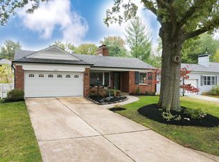 345 Camellia Dr, Saint Louis, MO 63119