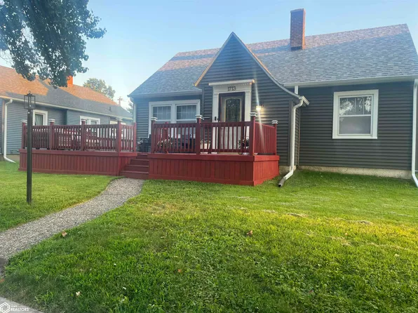 1713 Pine St, Burlington, IA 52601