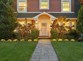 30 School Street, East Williston, NY 11596