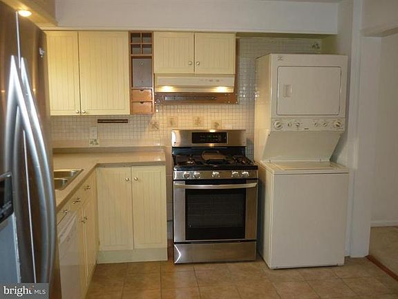 5th image of 14495 Saint Germain Dr