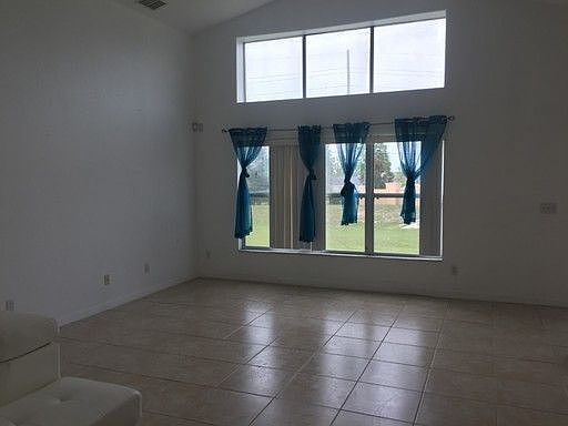 2nd image of 2900 Trema Ave