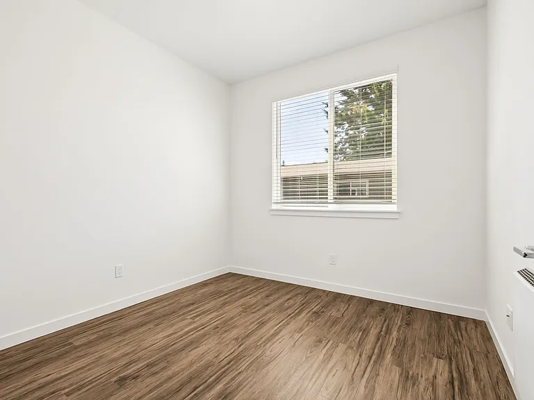 115 SW 181st Pl #C — Photo 20
