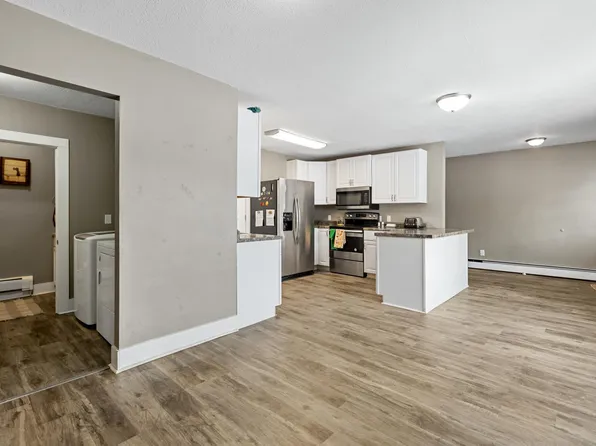 110 W Mill St, Winthrop, MN 55396