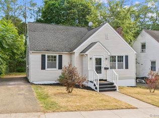 110 3rd St, Hamden, CT 06514