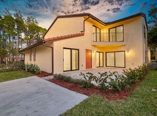 6305 Scotch Pine Ln, Lantana, FL 33462