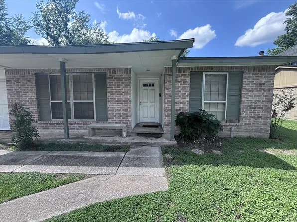 4419 Mossygate Dr, Spring, TX 77373