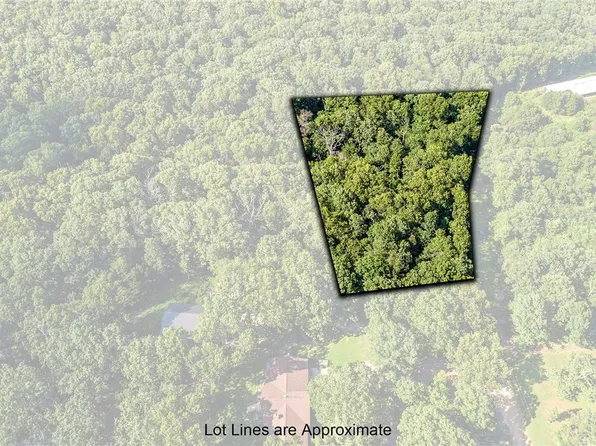 10933 Ginnys Way #118, Gravette, AR 72736