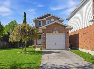 69 John Walter Cres, Clarington, ON L1E2W7