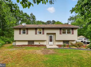 712 Tuckahoe Rd, Vineland, NJ 08360