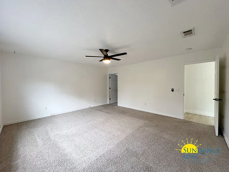 492 Jillian Dr — Photo 12