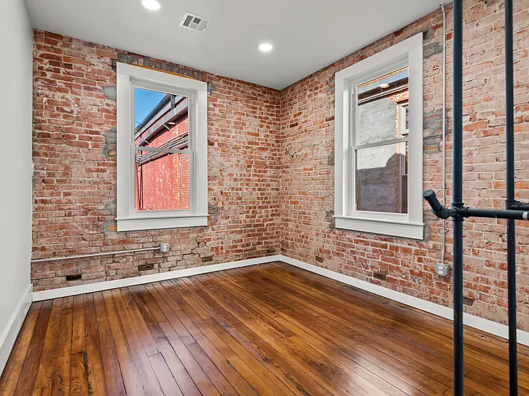 309 S Dewey Ave #F — Photo 7