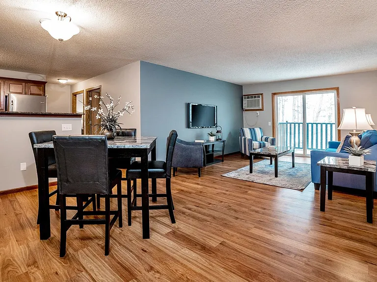 Legacy Pointe Apartments — Photo 22