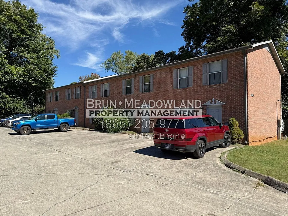 1105 W Parkway Ave #21