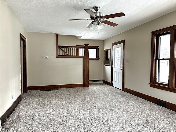 3rd image of 1352 Bradford St NW