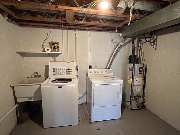 3rd image of 8424 Fathom Dr #1