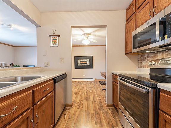 5th image of 1375 Cunat Ct APT 2D