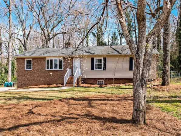 4525 Woodsman Way, Winston Salem, NC 27103