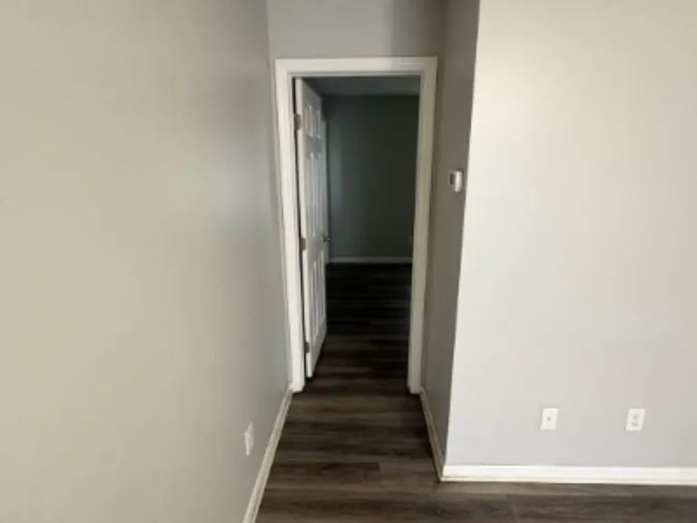 2029 Mayfair Rd #4 — Photo 8