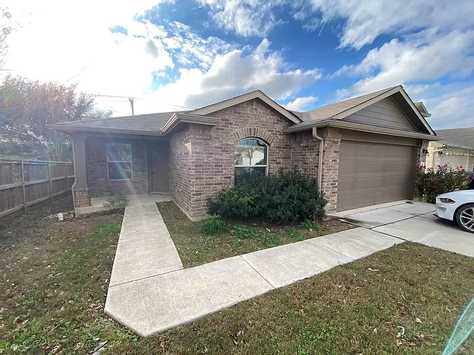 228 Avalanche Ave