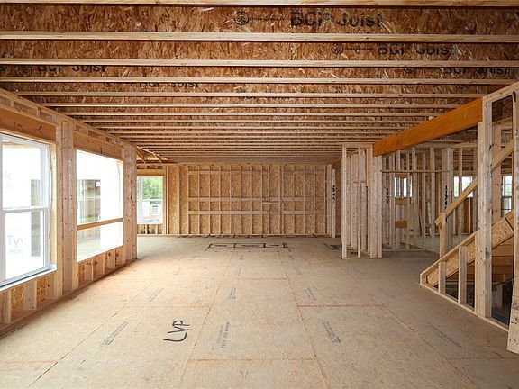 5th image of 270 Tilly Ct #8