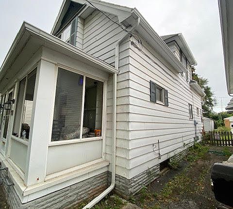 2nd image of 441 E Streicher St