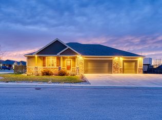 4606 Spur Ct, Gillette, WY 82718