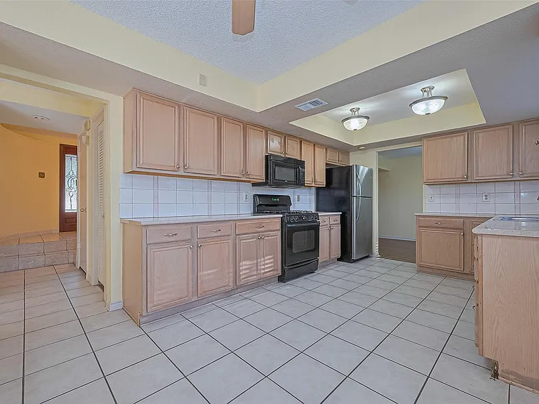 5127 Smokey River Dr — Photo 16