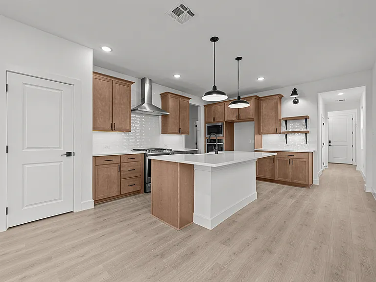 512 Sunflower Trl — Photo 22