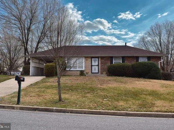 1001 Elderberry Pl, Capitol Heights, MD 20743