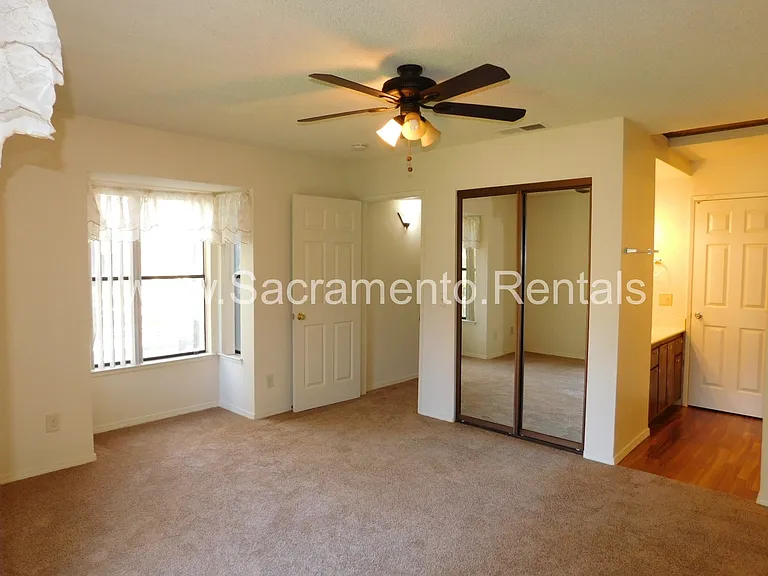 750 Del Verde Cir #2 — Photo 17
