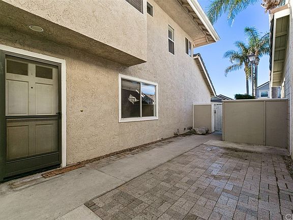 3rd image of 2325 Avenida Marejada #39