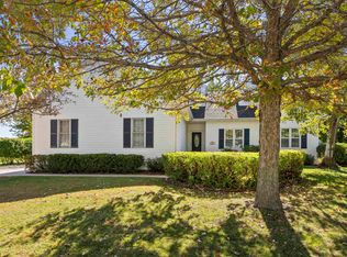 223 Bosworth Ln, Neenah, WI 54956