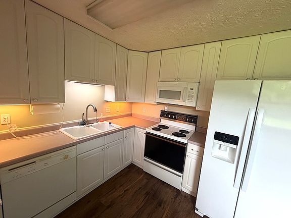 4th image of 7144 Harper Rd