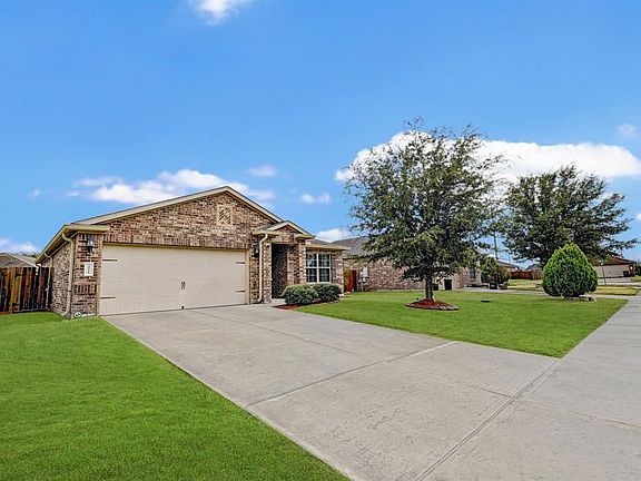 4th image of 4911 Flagstone Pine Lane