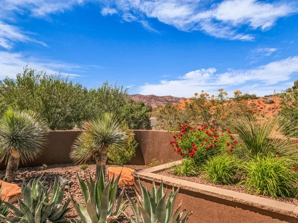 2304 N Cohonina Trl, Saint George, UT 84770