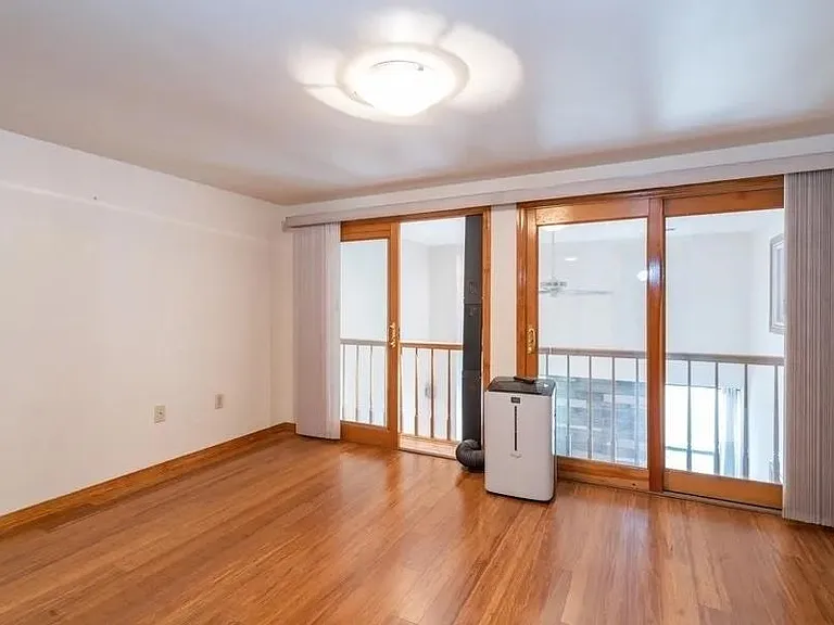 1 Greene St #307 — Photo 7
