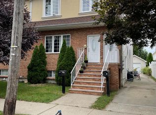 101 Titus Ave #1, Staten Island, NY 10306