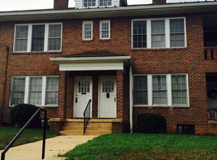 105 Chamberlain St #B, Raleigh, NC 27607