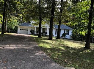 12 Newcom Ct, Fairfield Glade, TN 38558