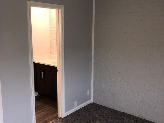 4th image of 706 E 139th St APT 203