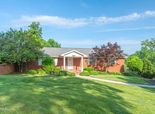 3713 Frostwood Rd, Knoxville, TN 37921