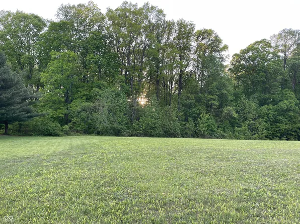 4 Whippoorwill Lake South Dr, Monrovia, IN 46157
