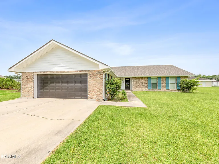 2508 Ferris Rd — Photo 4