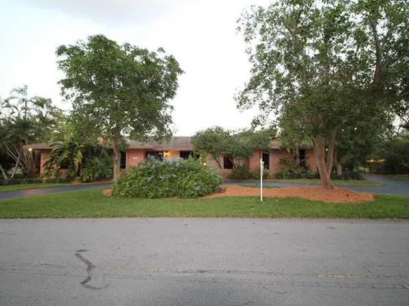 15525 SW 77th Ct, Palmetto Bay, FL 33157