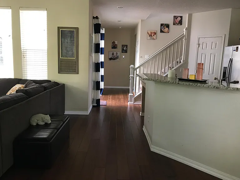 1557 NE 64th Ave — Photo 3