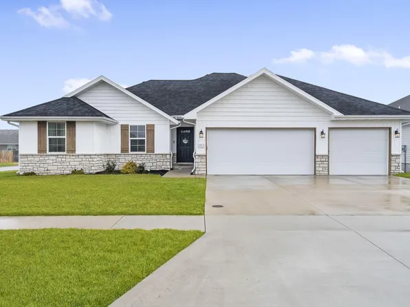1912 S Lullwood Avenue, Springfield, MO 65802