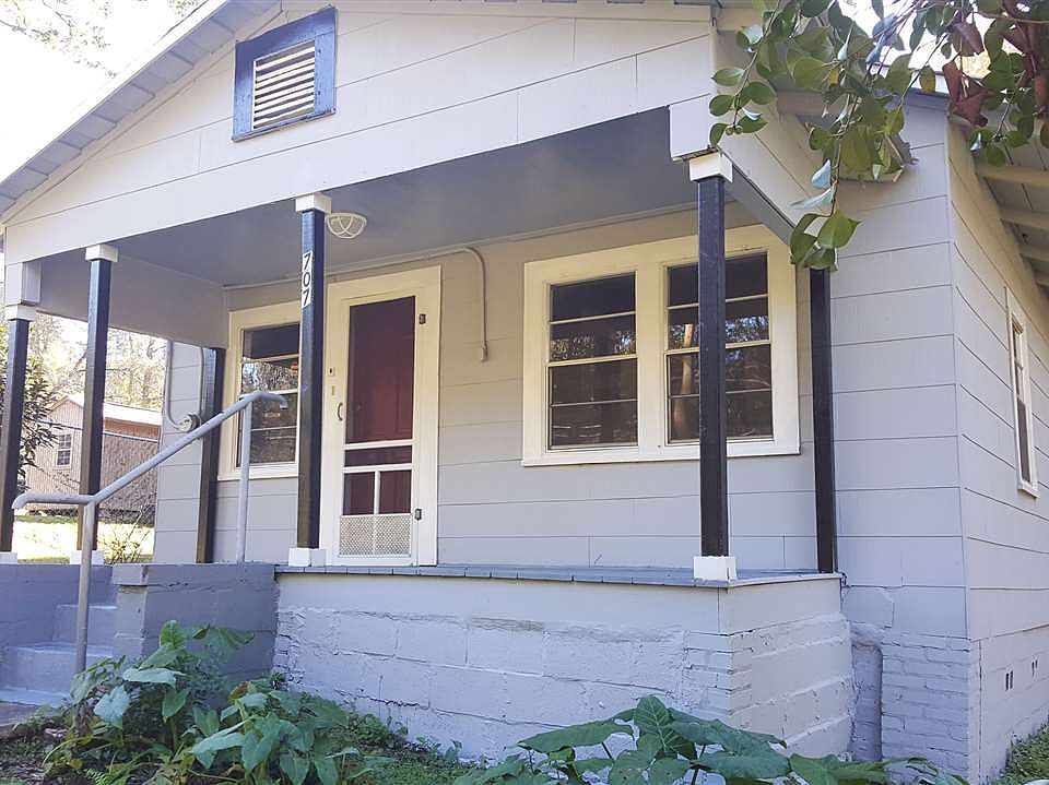 1st image of 707 E Magnolia Dr