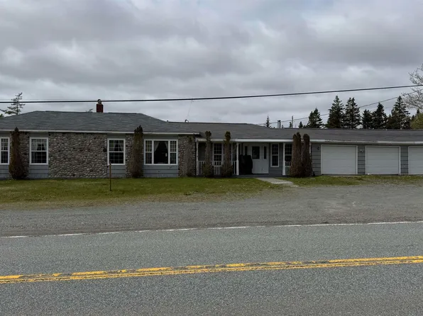 16989 Highway 7, Pleasant Harbour, NS B0J 3H0