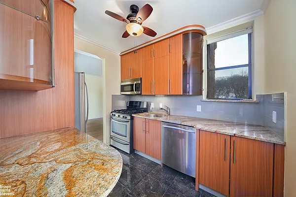 Rented by Brown Harris Stevens | media 6